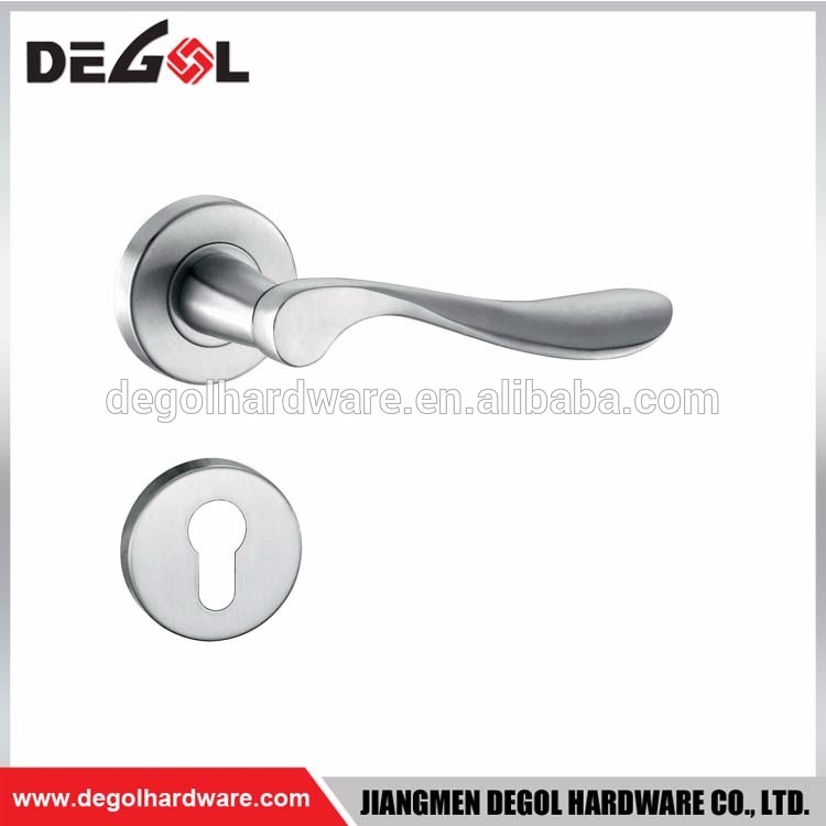 manija de puerta s&oacute;lida