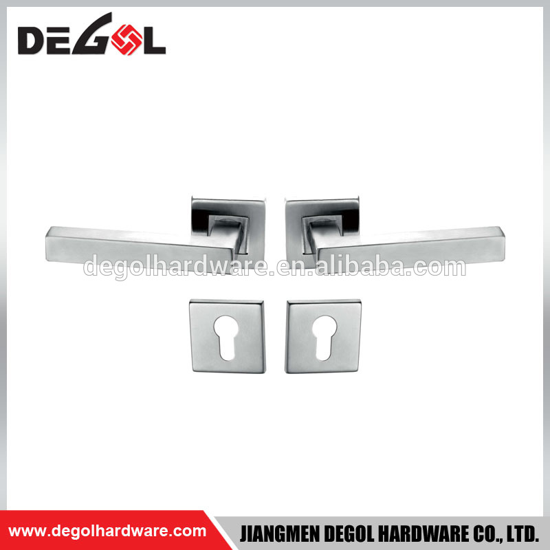 manija de puerta cuadrada