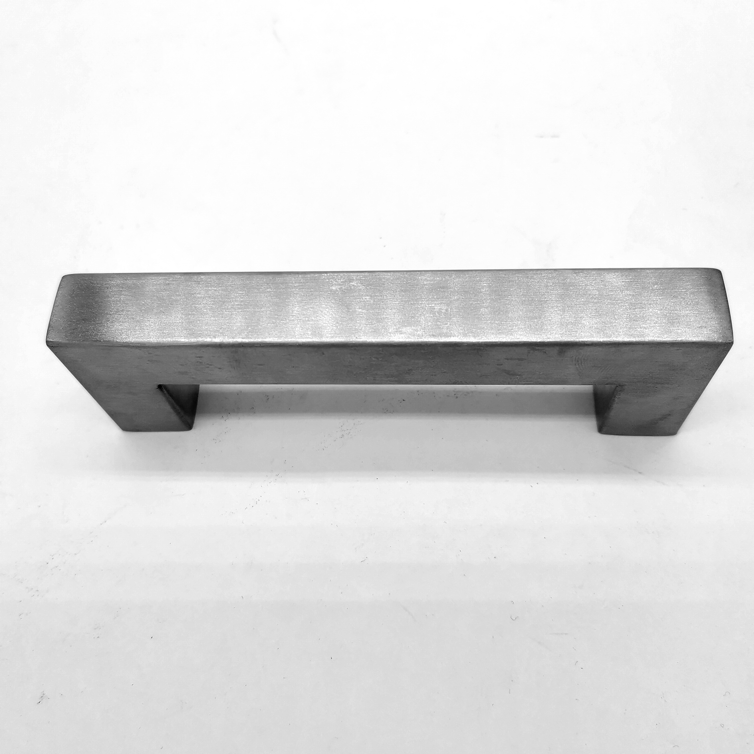 manija de la puerta del armario de muebles ocultos