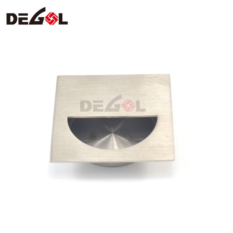 mango oculto de lat&oacute;n satinado