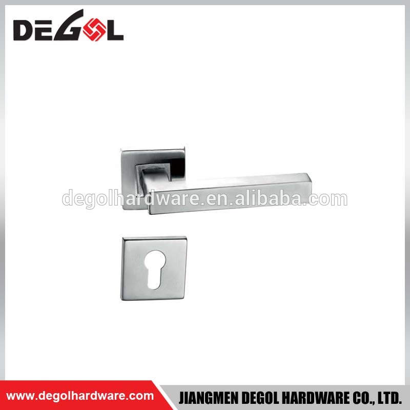 manija de puerta cuadrada