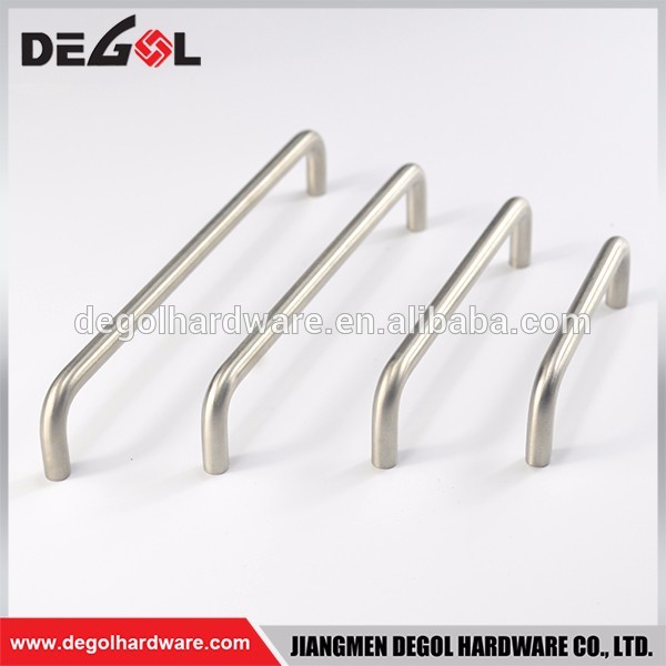 tirador de barra cuadrada